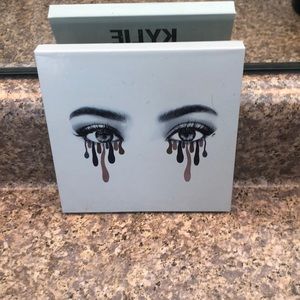 Kylie Kyshadow Purple palette